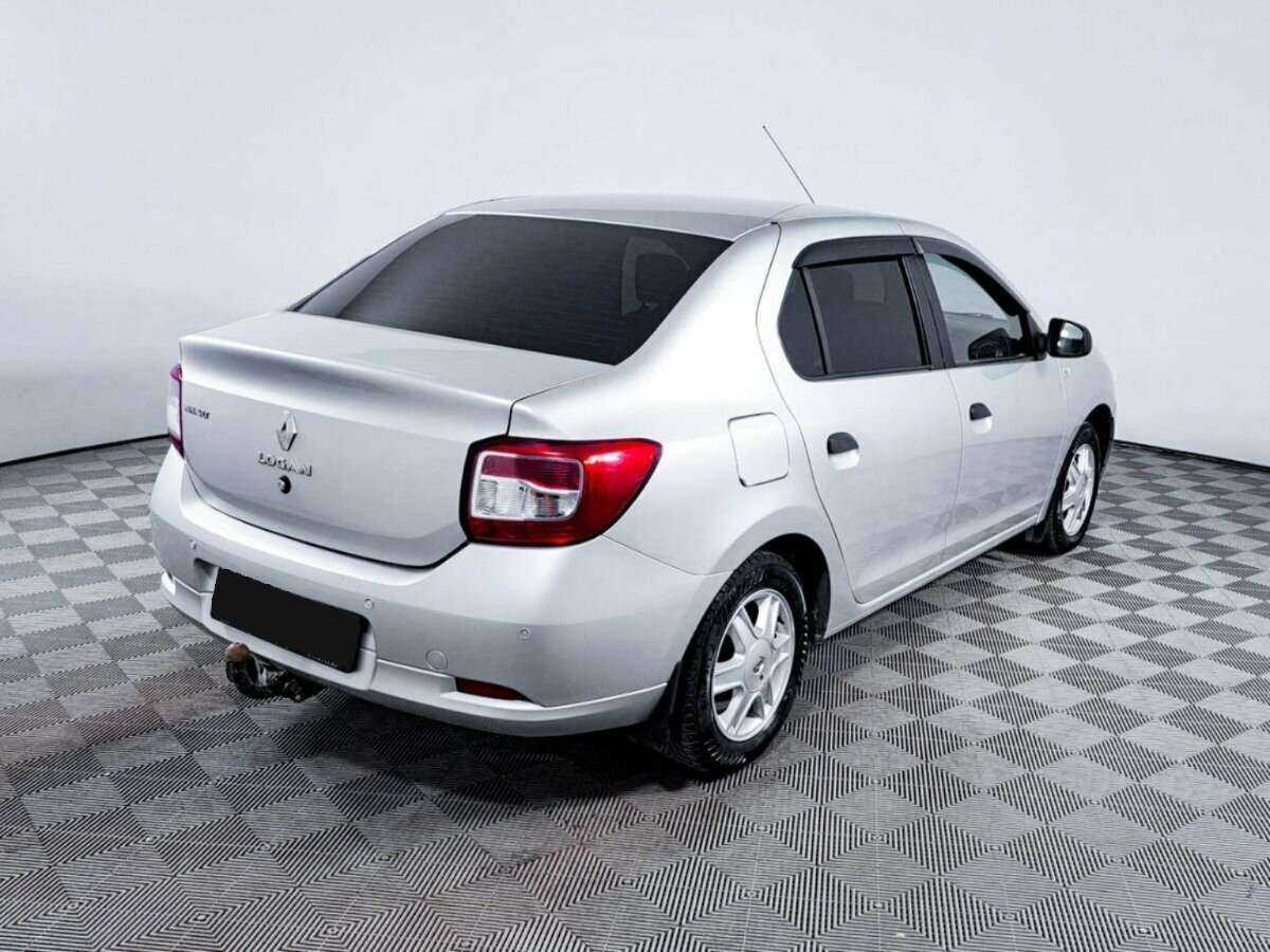 Б/У Рено Логан 2014 года. Фото: #4