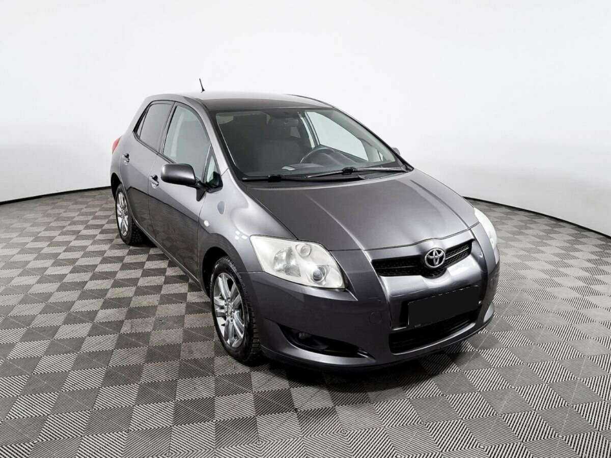 Toyota Auris 2008 года с пробегом. Фото: #2