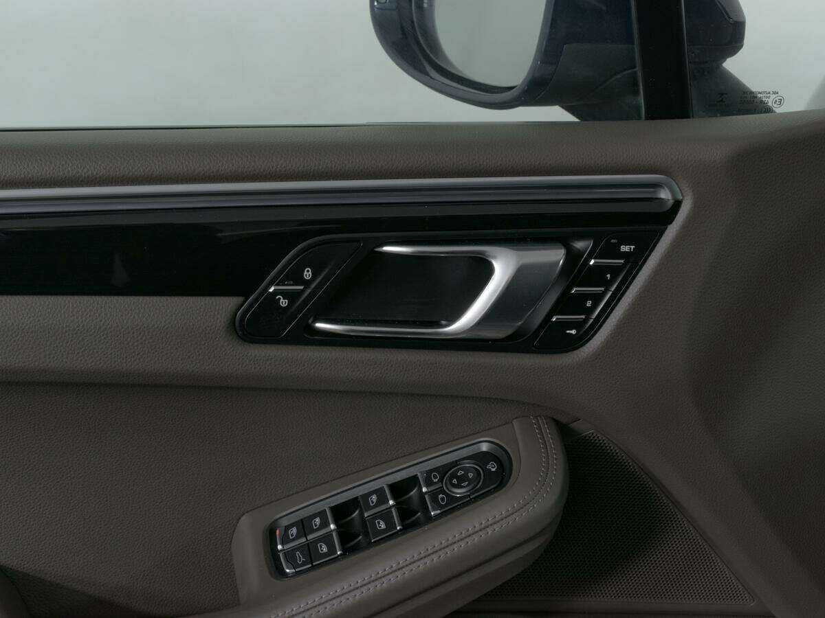 Porsche Macan 2014 года с пробегом. Фото: #18