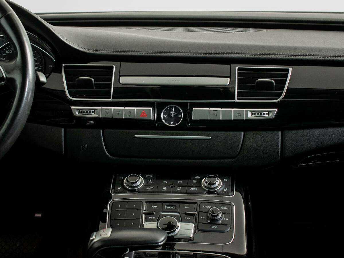 Audi A8 2016 года с пробегом. Фото: #8