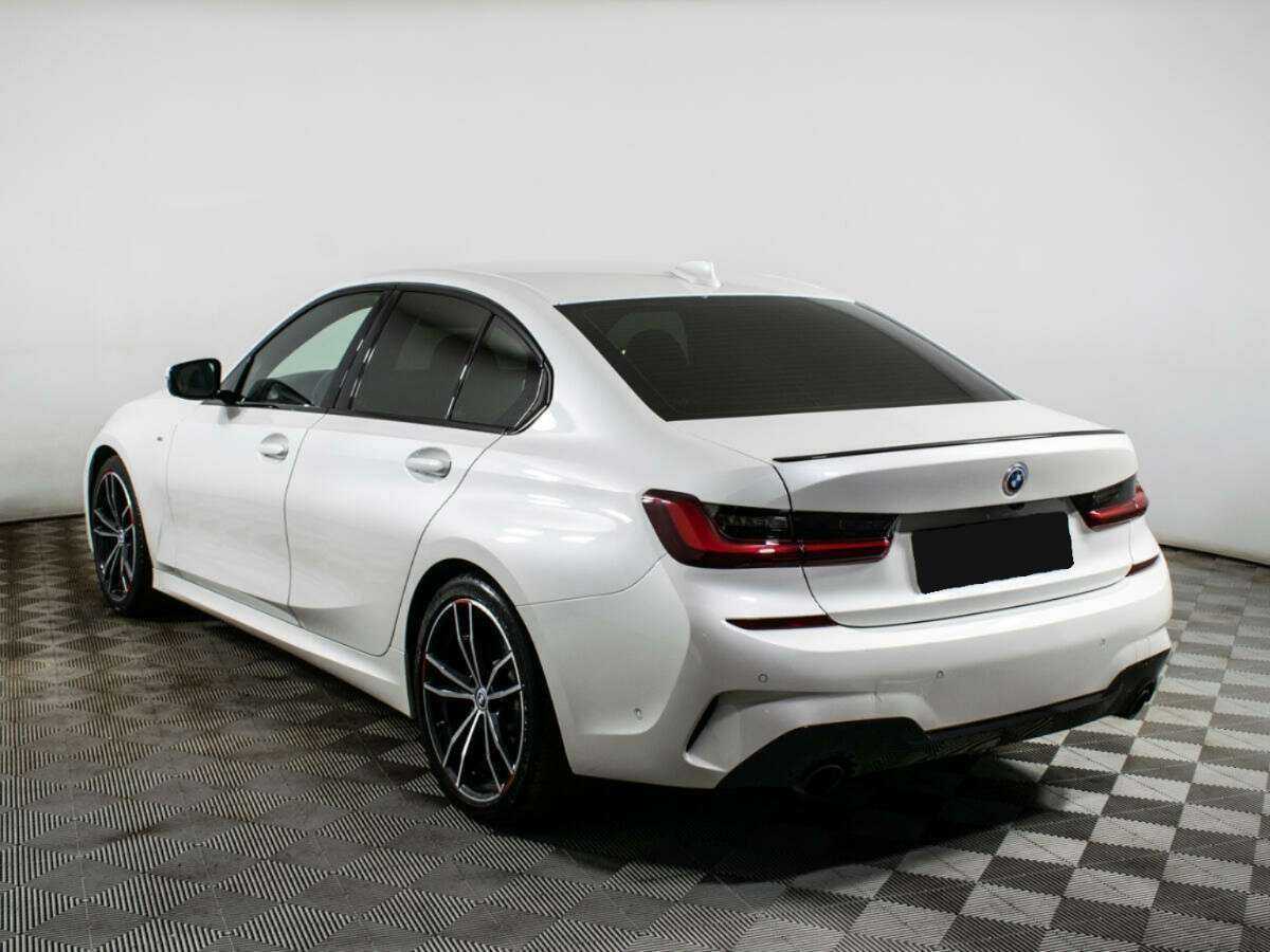 BMW 3 серии 2021 года с пробегом. Фото: #5