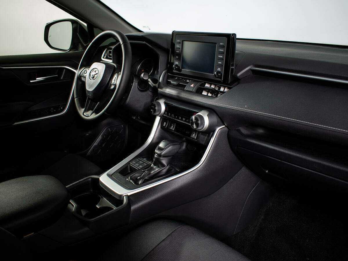 Toyota RAV4 2019 года с пробегом. Фото: #8