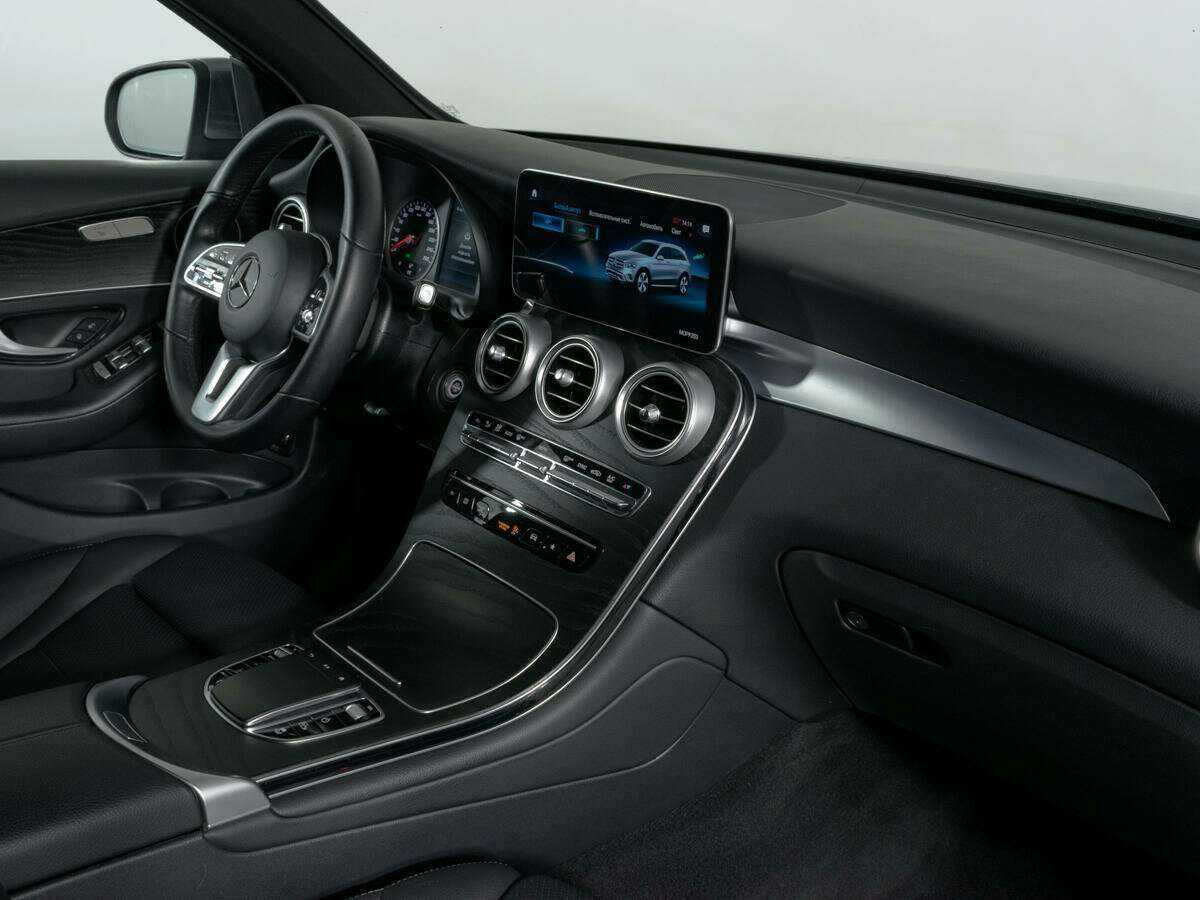Mercedes-Benz GLC 2021 года с пробегом. Фото: #6