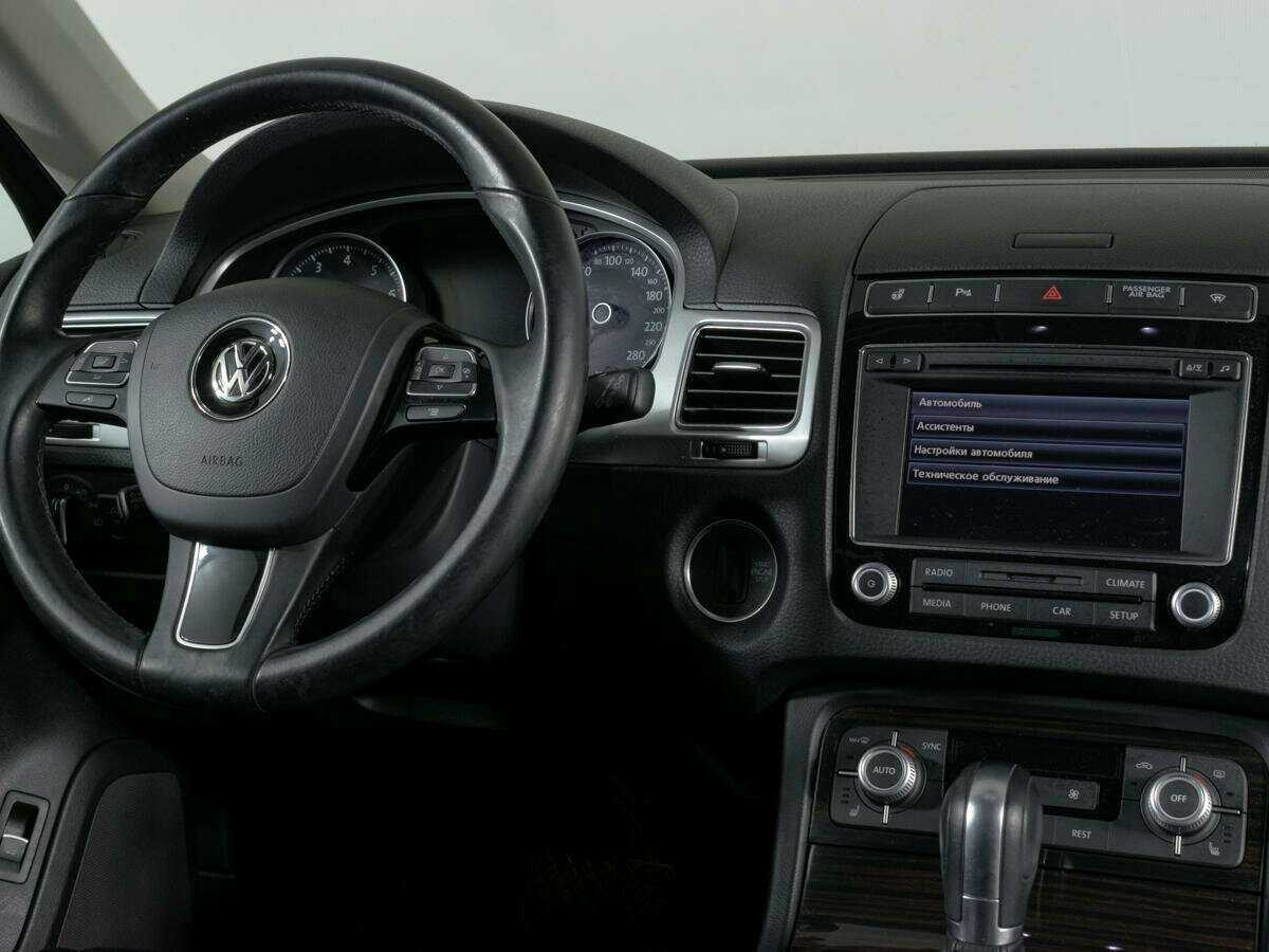 Volkswagen Touareg 2015 года с пробегом. Фото: #10