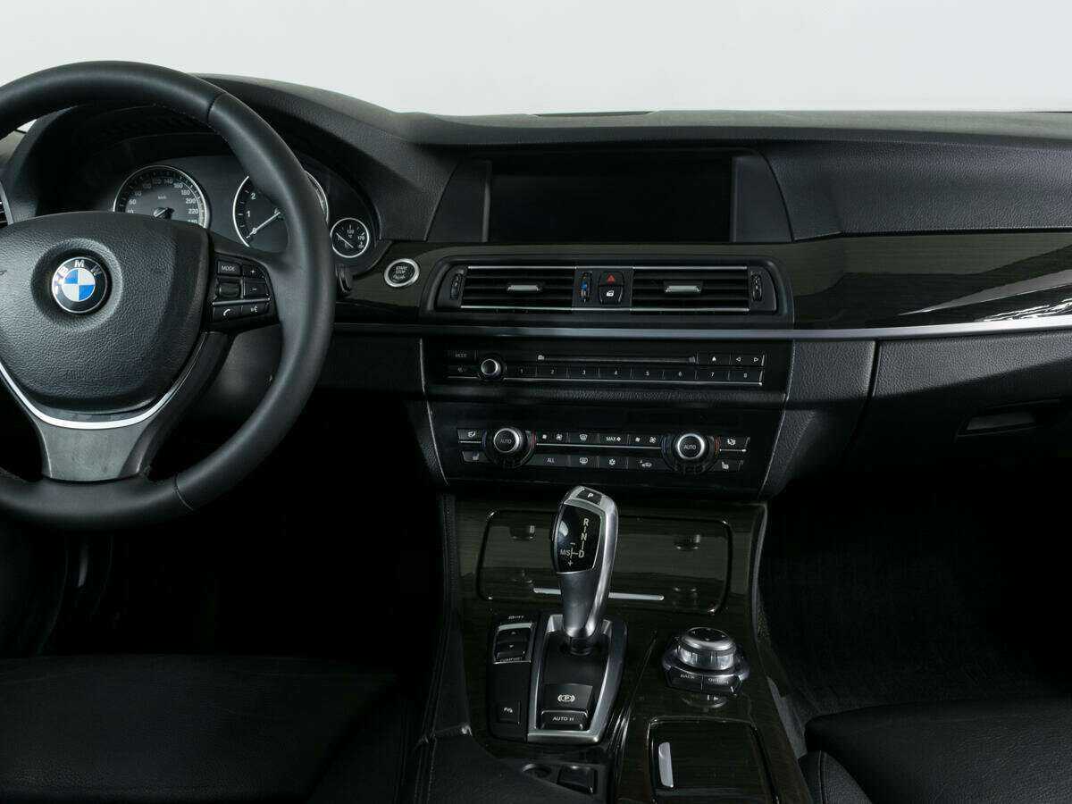 BMW 5 серии 2011 года с пробегом. Фото: #8