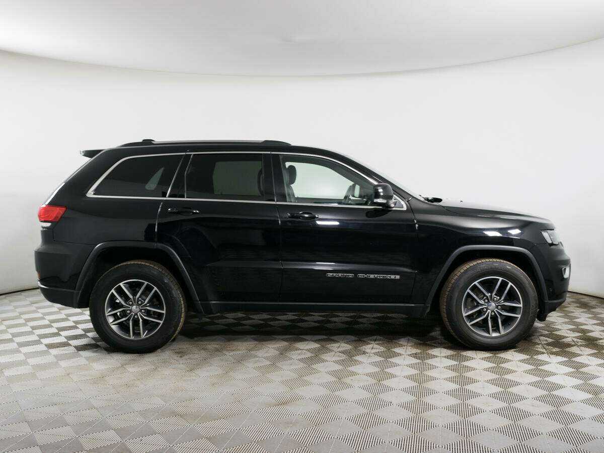 Jeep Grand Cherokee 2017 года с пробегом. Фото: #3