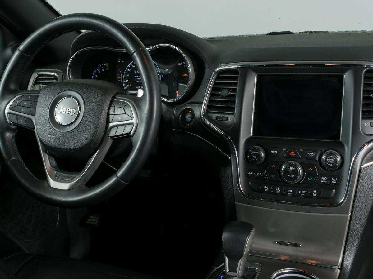 Jeep Grand Cherokee 2017 года с пробегом. Фото: #10