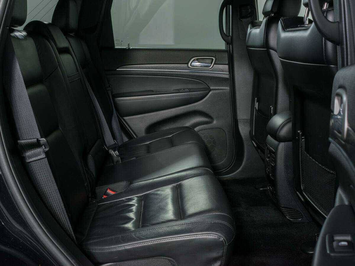 Jeep Grand Cherokee 2017 года с пробегом. Фото: #11
