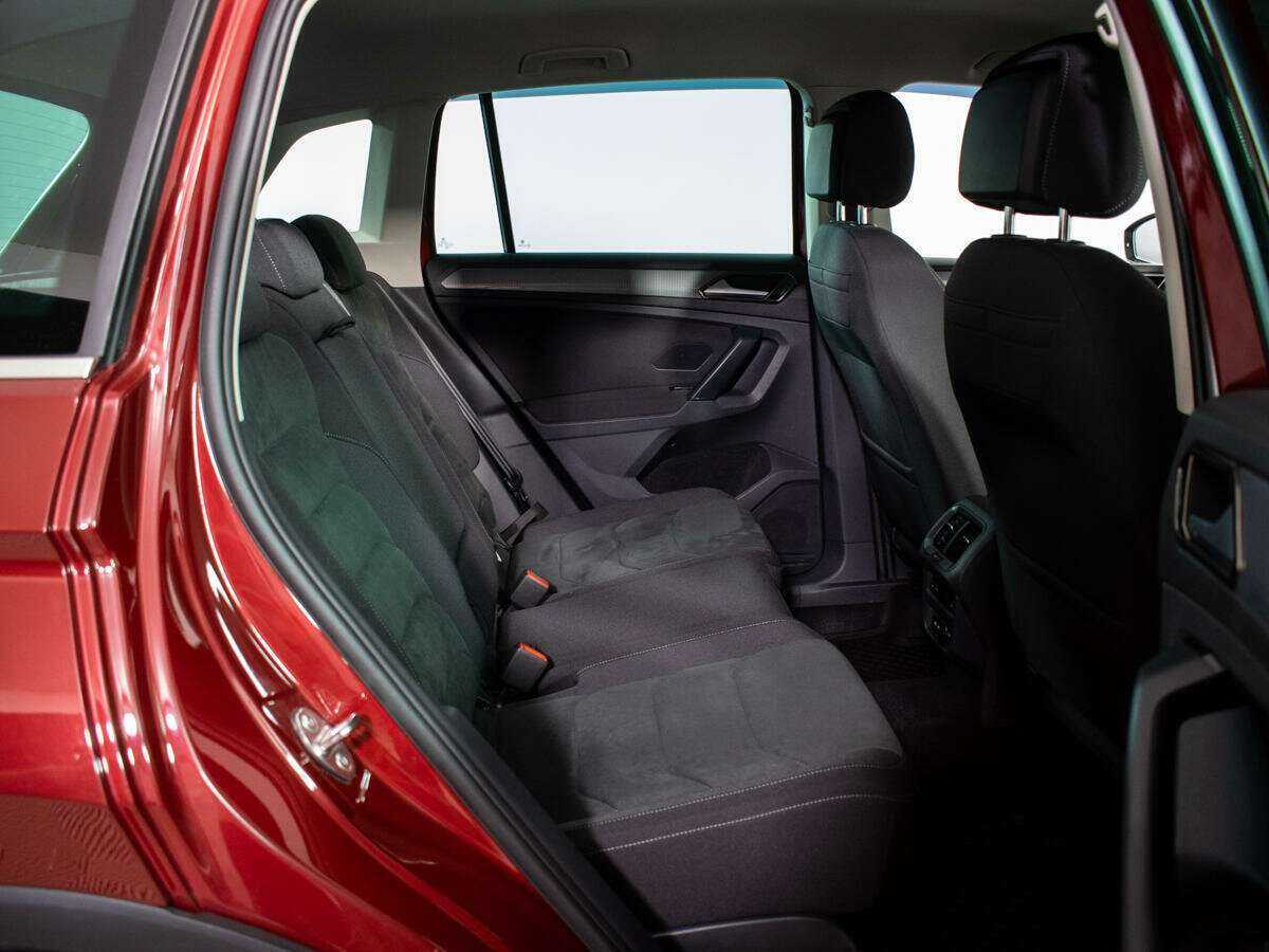 Volkswagen Tiguan 2021 года с пробегом. Фото: #9