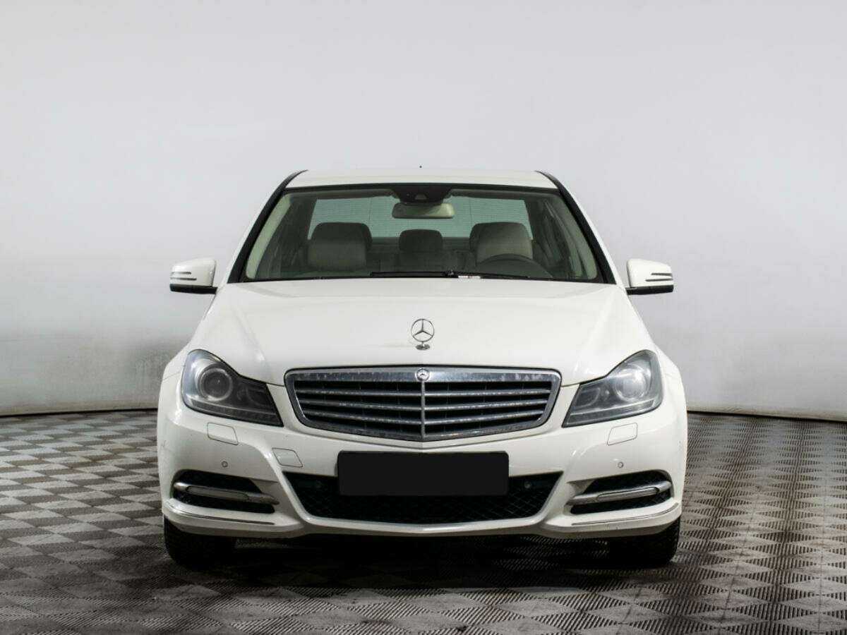 Mercedes-Benz C-Класс 2011 года с пробегом. Фото: #1