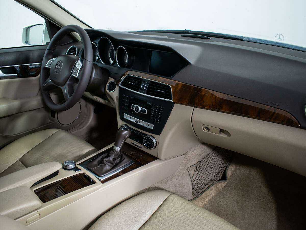 Mercedes-Benz C-Класс 2011 года с пробегом. Фото: #7