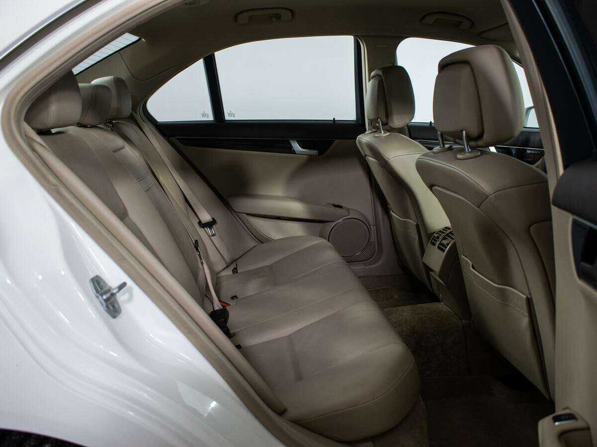 Mercedes-Benz C-Класс 2011 года с пробегом. Фото: #8