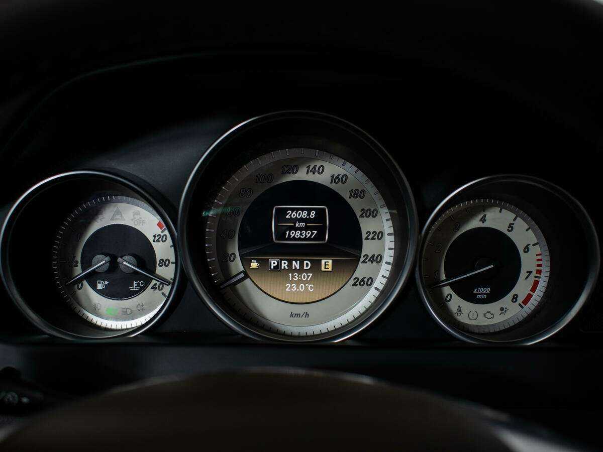 Mercedes-Benz C-Класс 2011 года с пробегом. Фото: #10