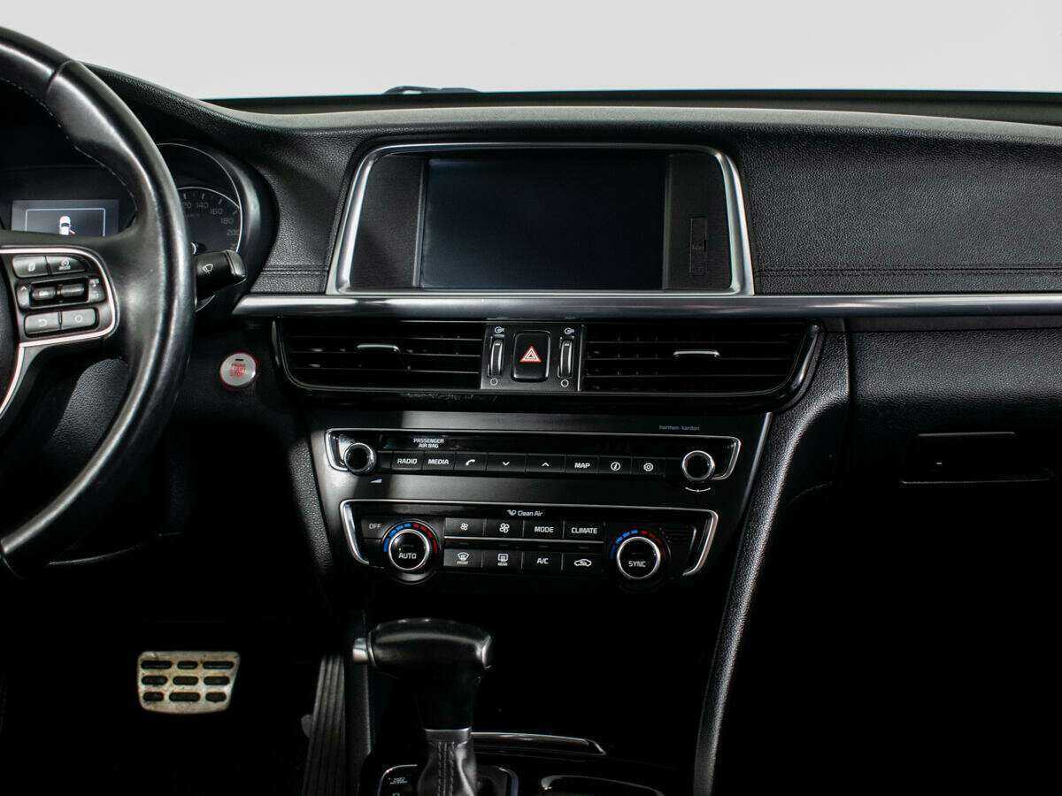 Б/У Киа Оптима 2016 года. Фото: #9