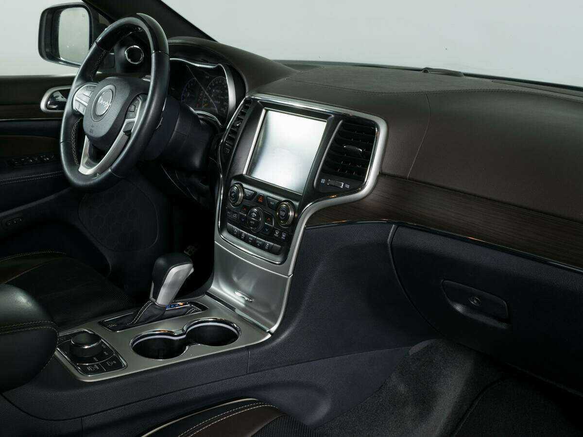 Jeep Grand Cherokee 2016 года с пробегом. Фото: #8