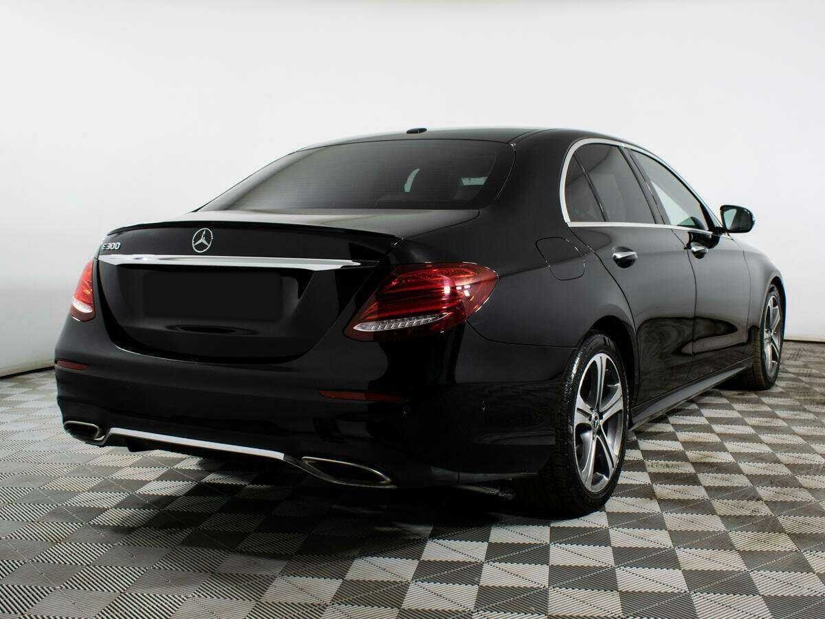 Mercedes-Benz E-Класс 2017 года с пробегом. Фото: #3