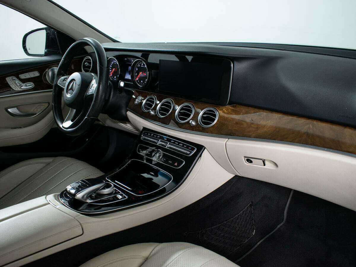 Mercedes-Benz E-Класс 2017 года с пробегом. Фото: #6