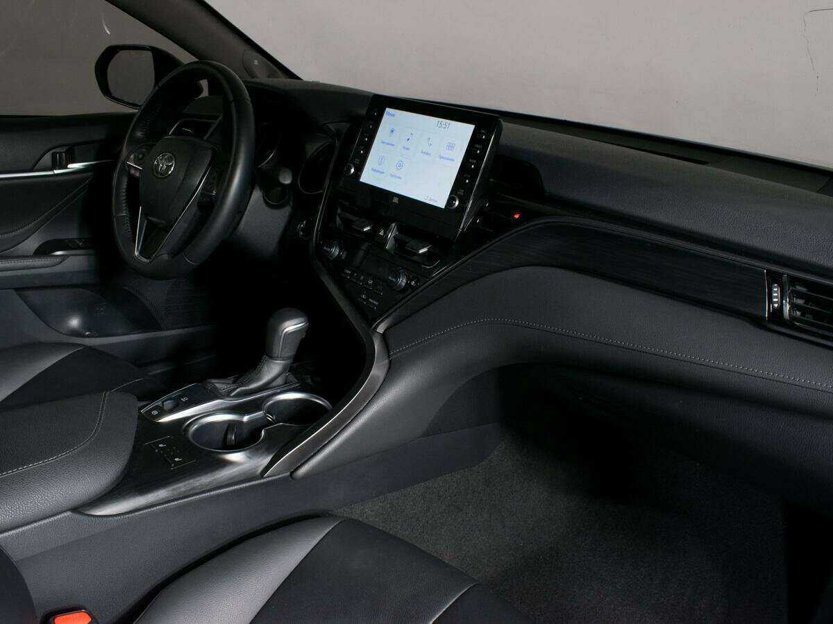 Toyota Camry 2021 года с пробегом. Фото: #7