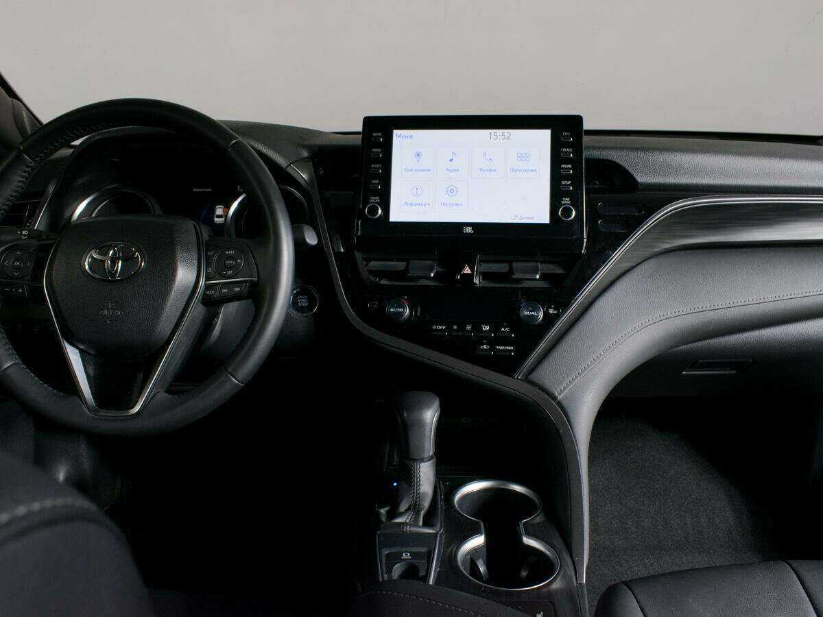 Toyota Camry 2021 года с пробегом. Фото: #8