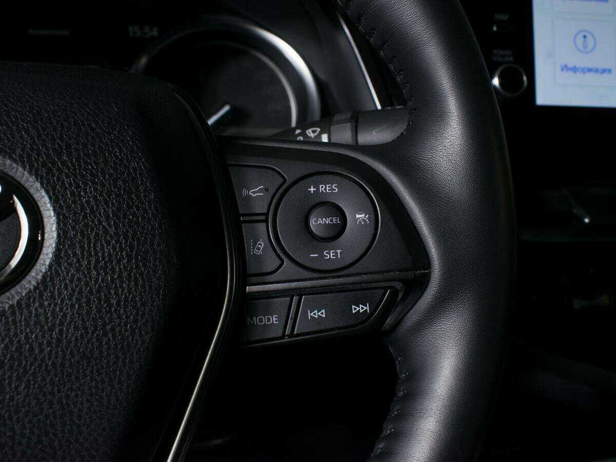 Toyota Camry 2021 года с пробегом. Фото: #13