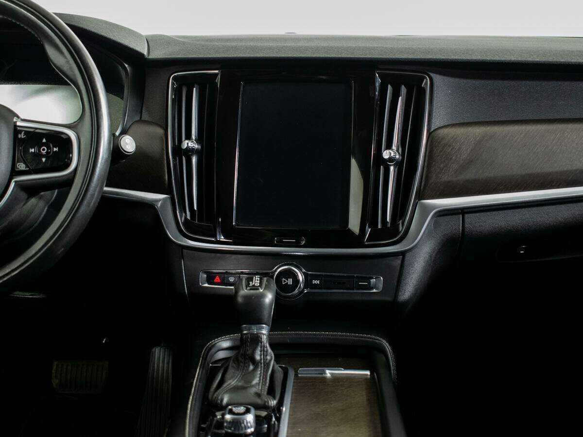 Volvo V90 Cross Country 2018 года с пробегом. Фото: #10
