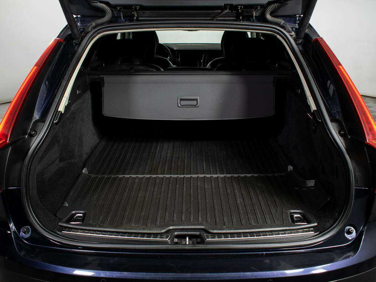 Volvo V90 Cross Country 2018 года с пробегом. Фото: #14