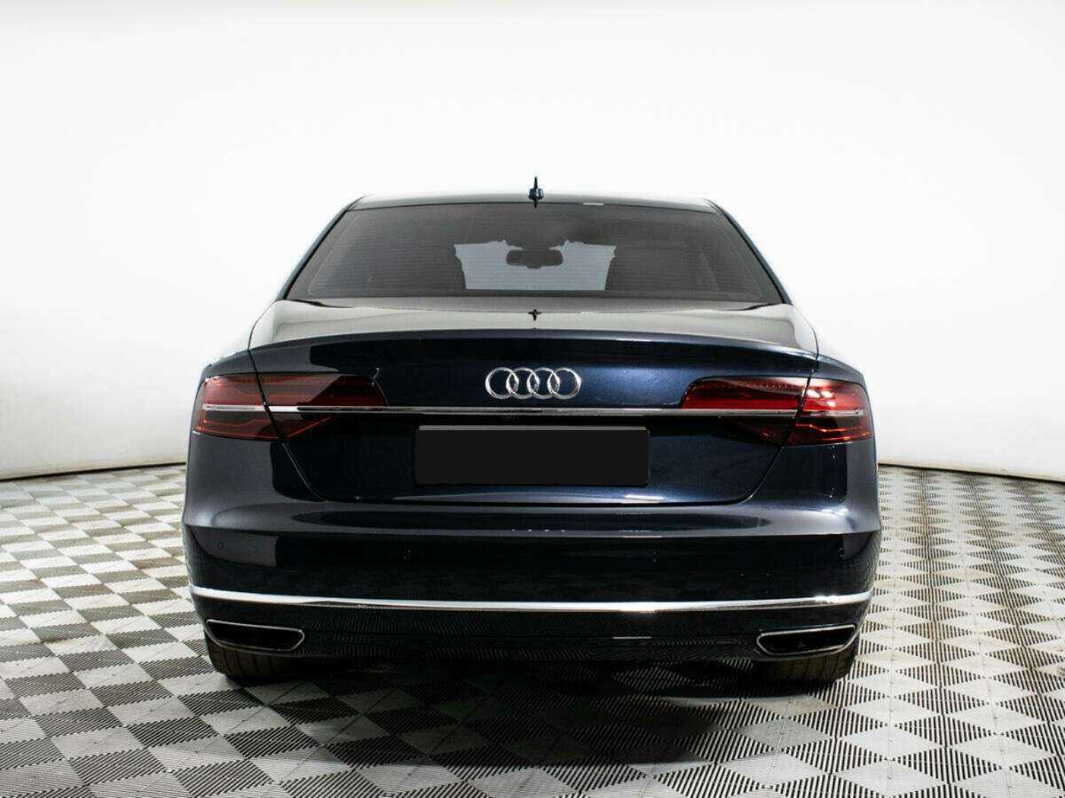 Audi A8 2016 года с пробегом. Фото: #3