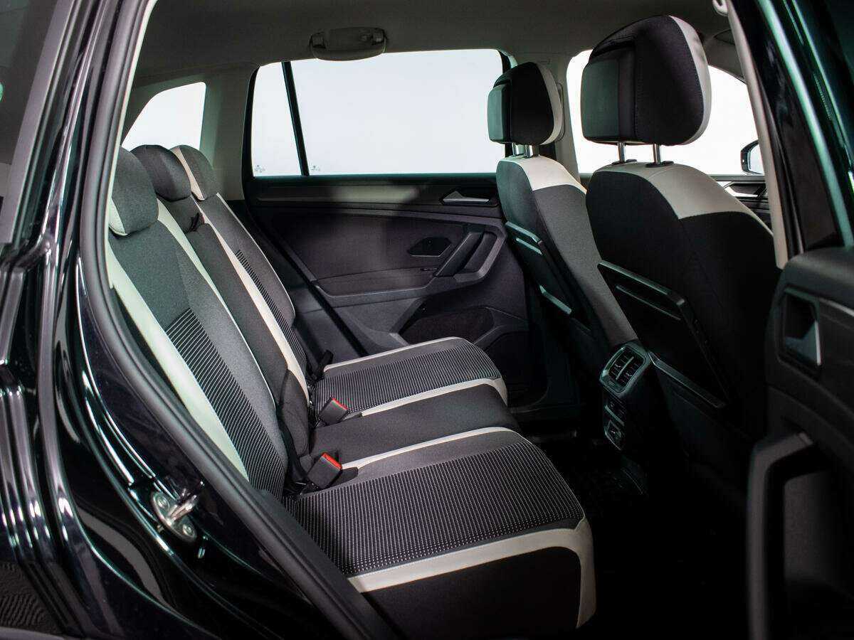 Volkswagen Tiguan 2018 года с пробегом. Фото: #9