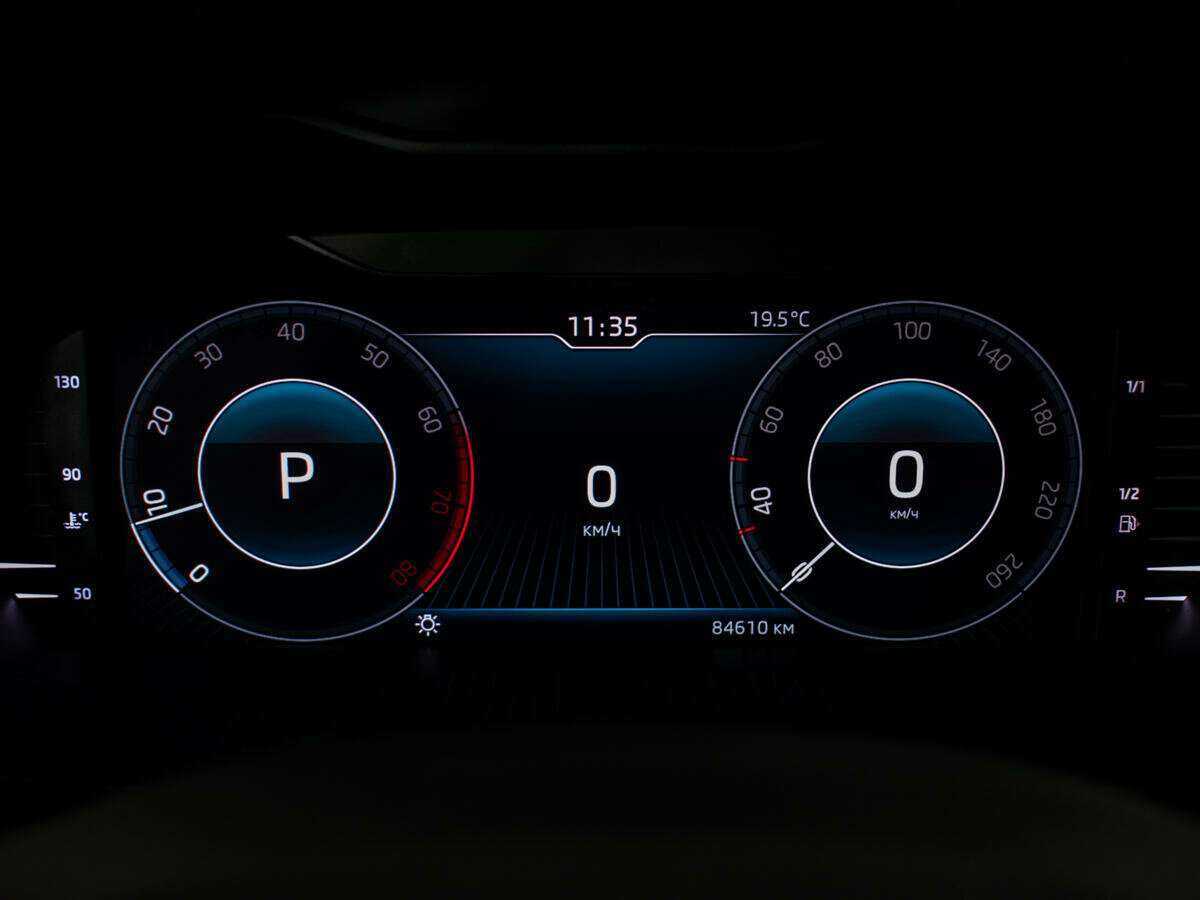 Skoda Octavia 2018 года с пробегом. Фото: #6