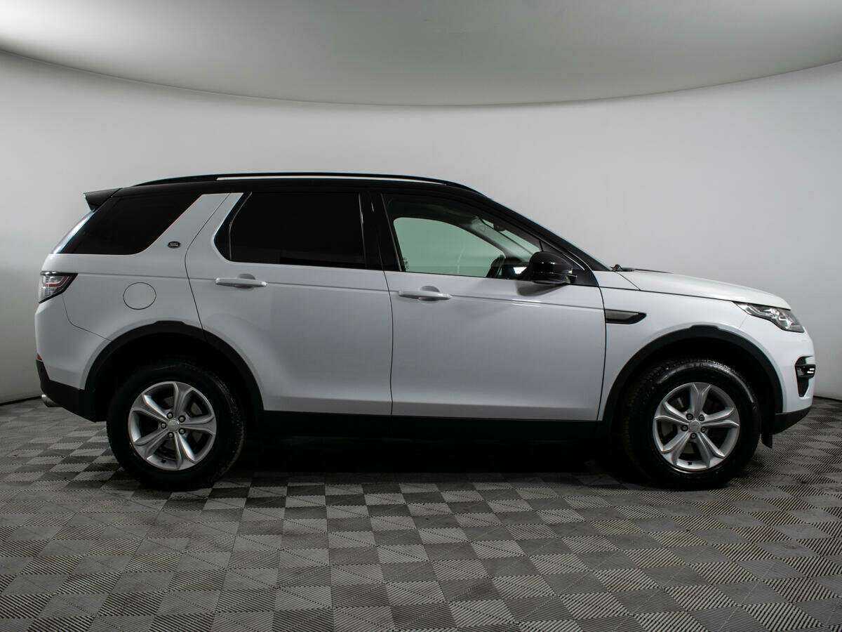 Land Rover Discovery Sport 2015 года с пробегом. Фото: #3