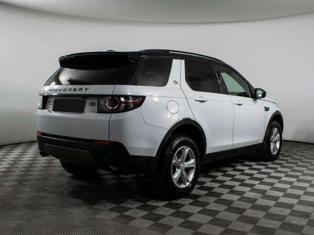 Land Rover Discovery Sport 2015 года с пробегом. Фото: #4