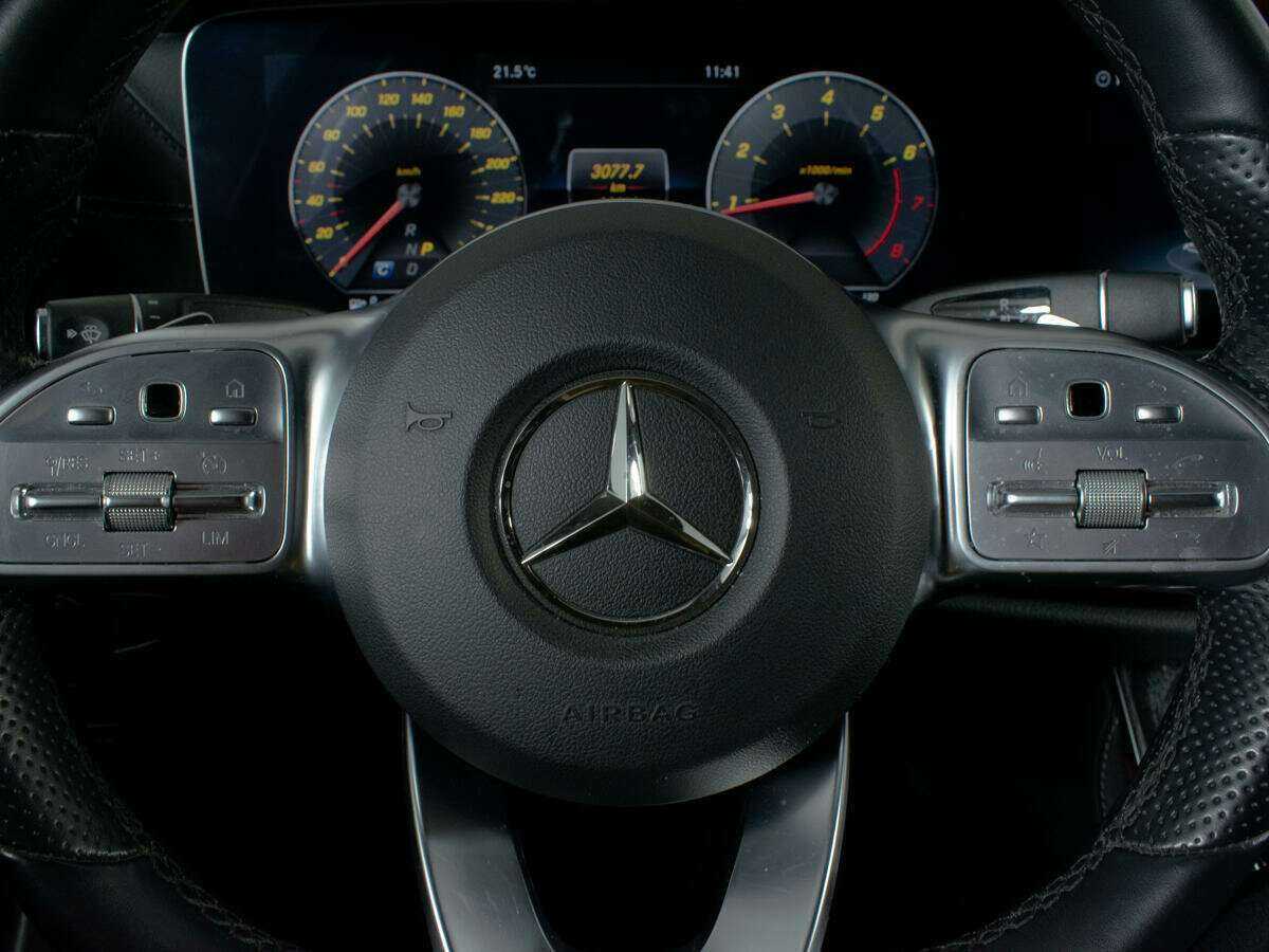 Mercedes-Benz E-Класс 2019 года с пробегом. Фото: #18