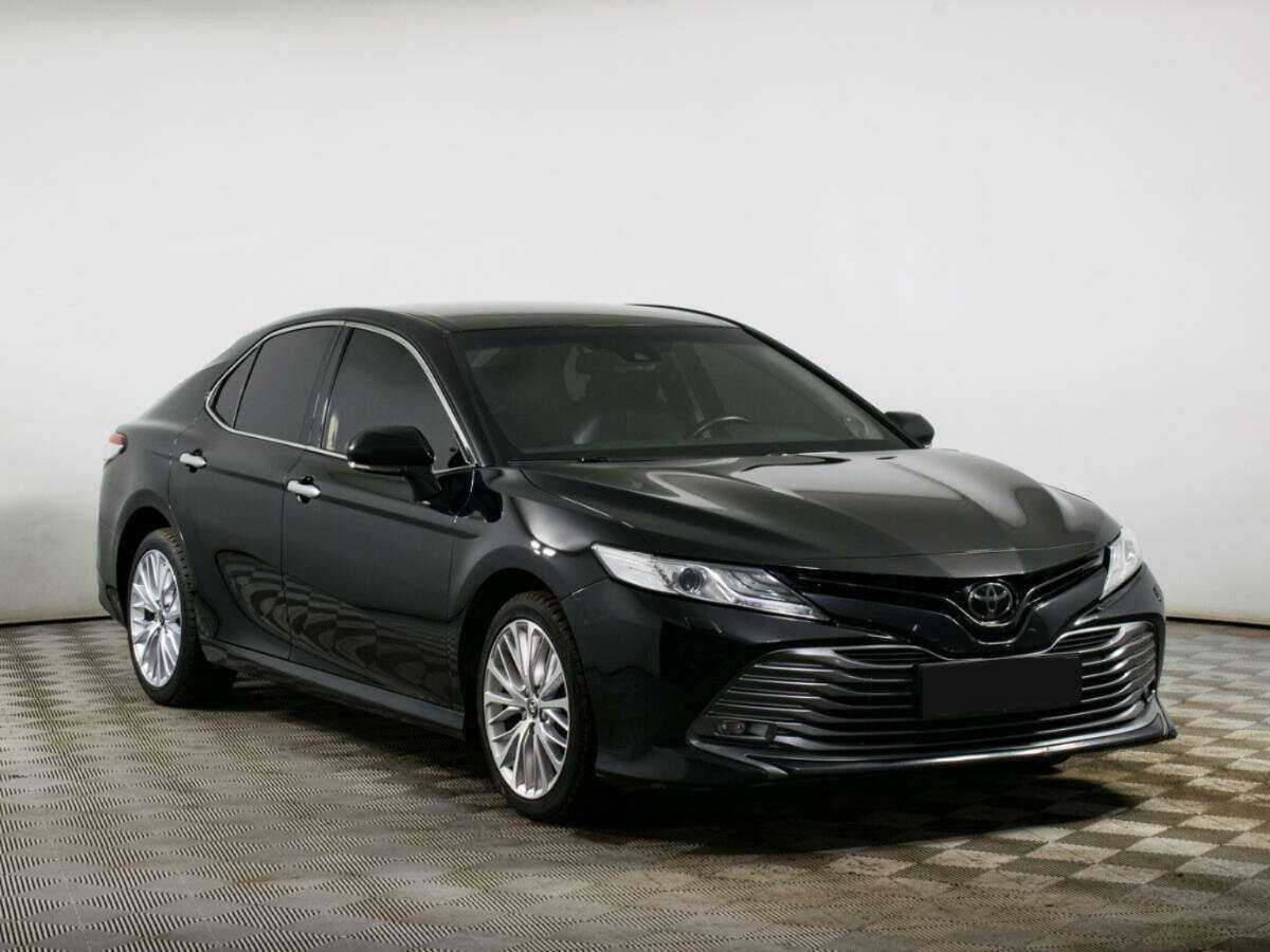 Toyota Camry 2020 года с пробегом. Фото: #2