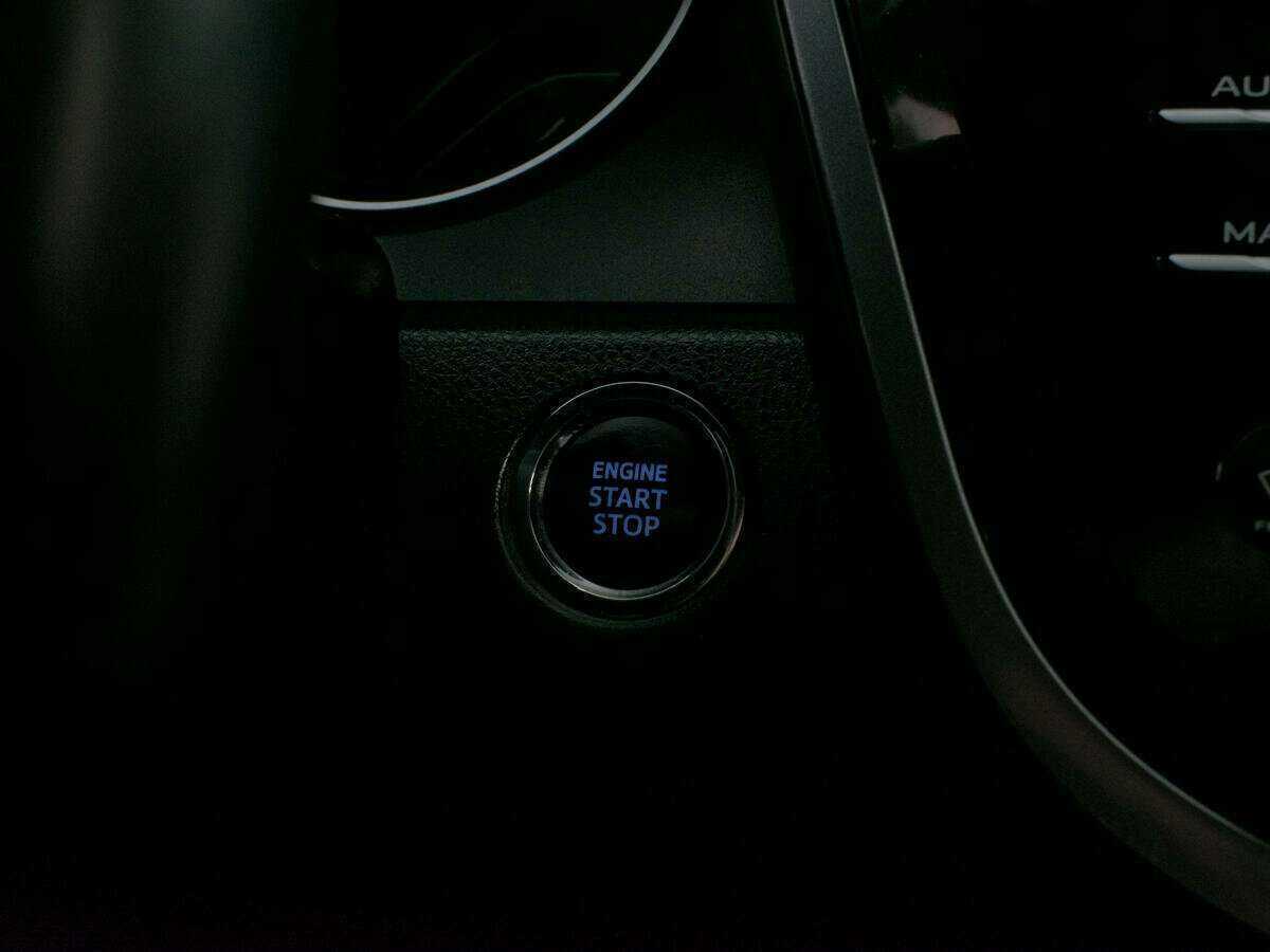 Toyota Camry 2020 года с пробегом. Фото: #12