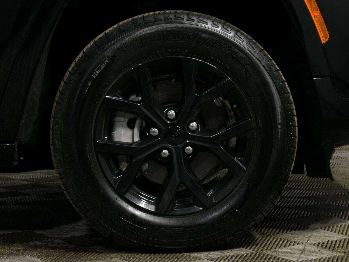 Jeep Grand Cherokee 2022 года с пробегом. Фото: #23