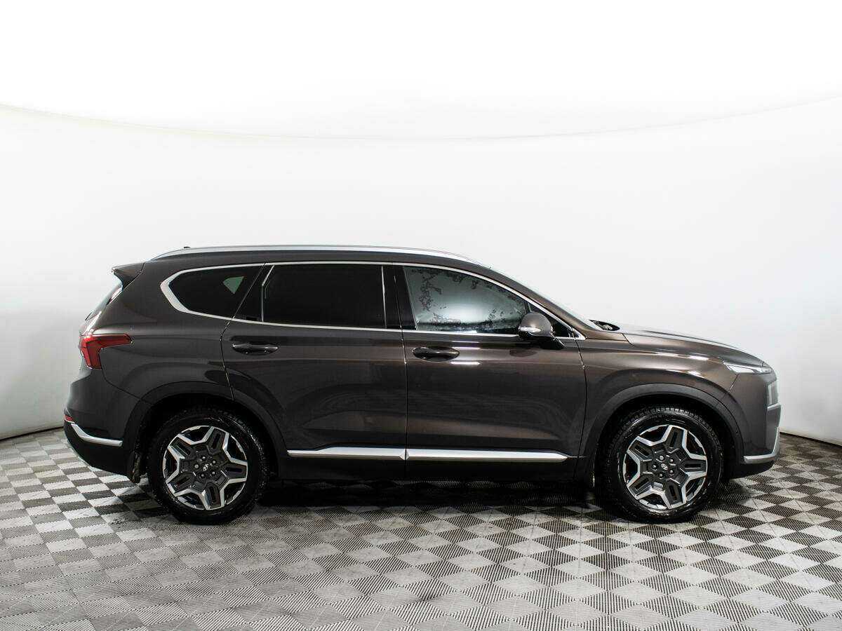 Hyundai Santa Fe 2021 года с пробегом. Фото: #3