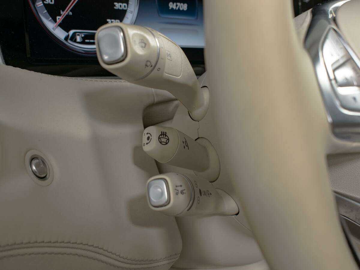 Mercedes-Benz S-Класс AMG 2015 года с пробегом. Фото: #16