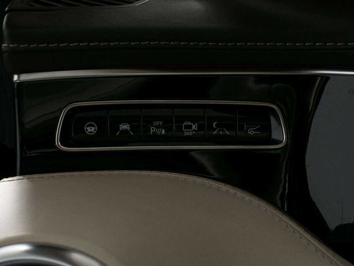 Mercedes-Benz S-Класс AMG 2015 года с пробегом. Фото: #22