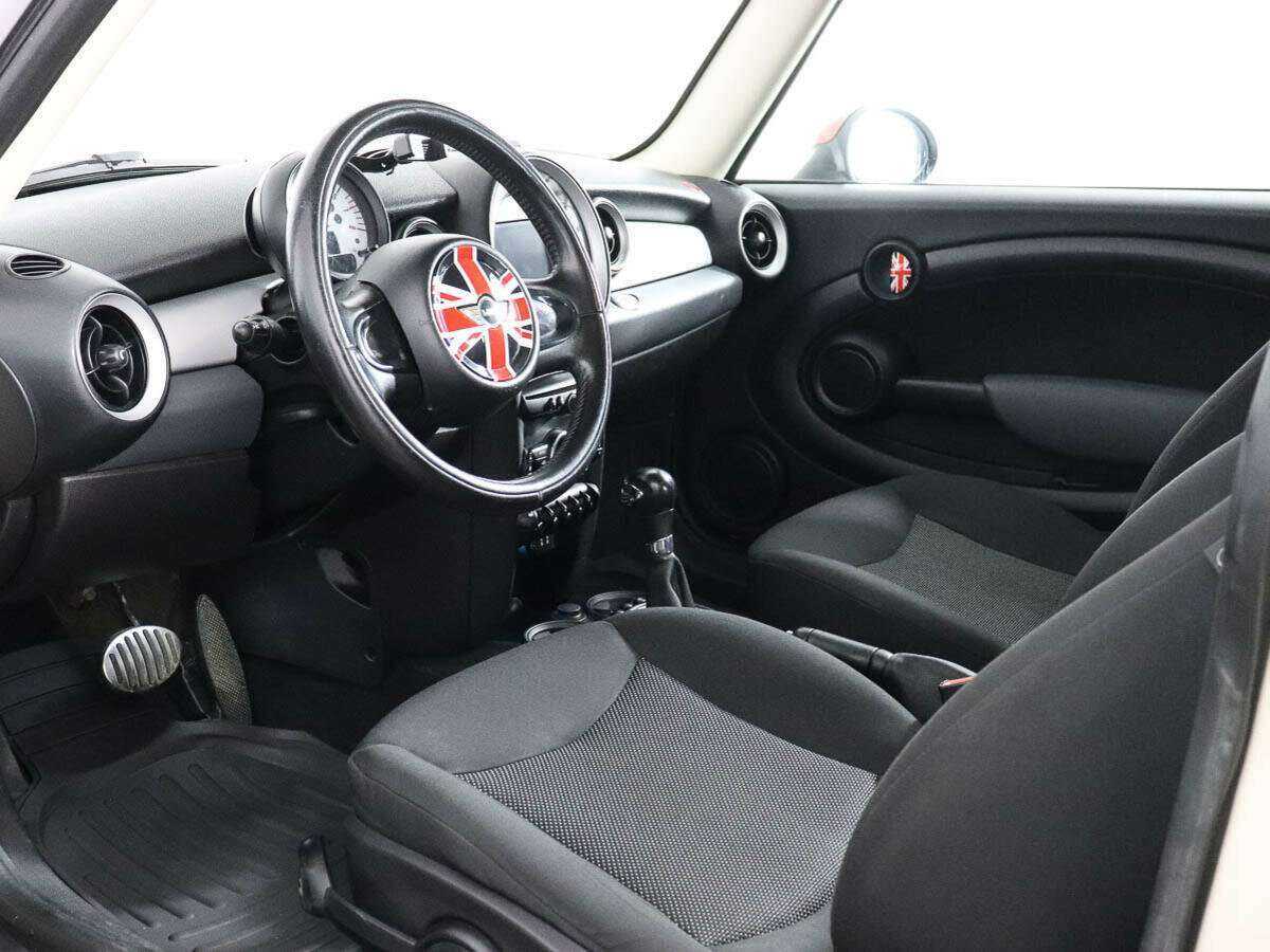 Mini Clubman 2012 года с пробегом. Фото: #7