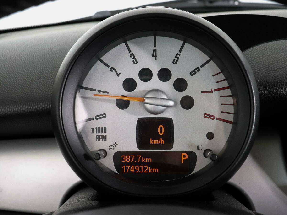 Mini Clubman 2012 года с пробегом. Фото: #9