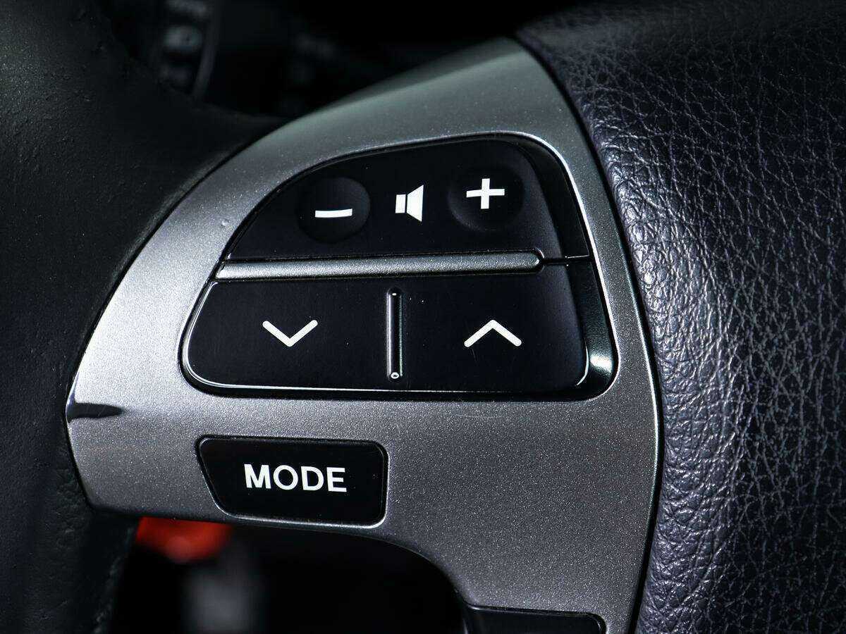 Toyota Highlander 2011 года с пробегом. Фото: #21