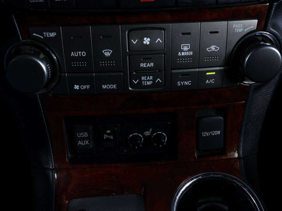 Toyota Highlander 2011 года с пробегом. Фото: #22