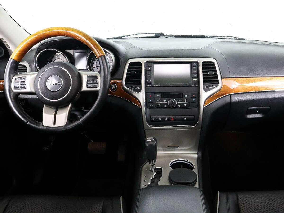 Jeep Grand Cherokee 2011 года с пробегом. Фото: #9