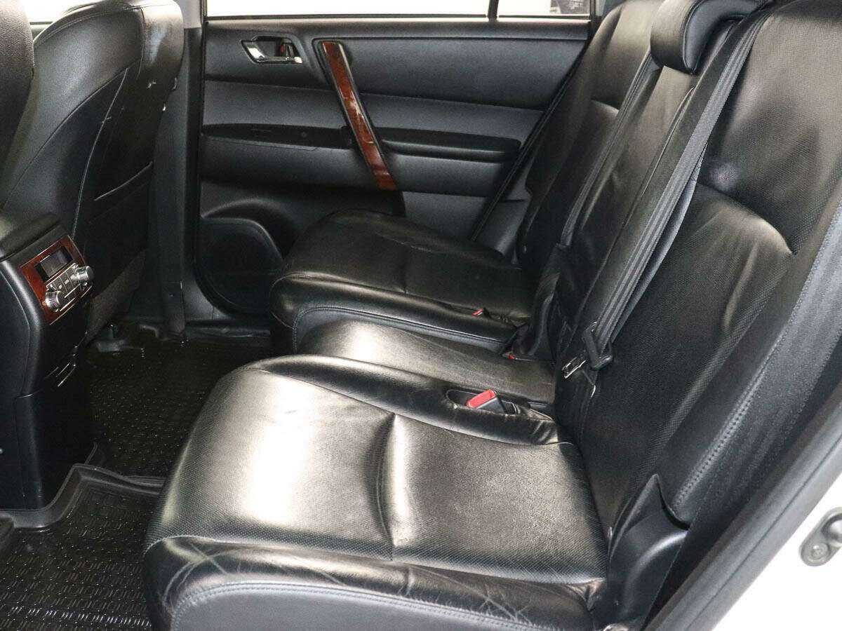 Toyota Highlander 2011 года с пробегом. Фото: #8