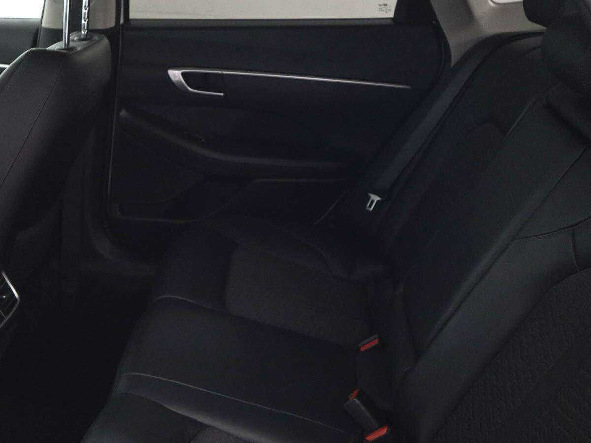 Hyundai Sonata 2019 года с пробегом. Фото: #8