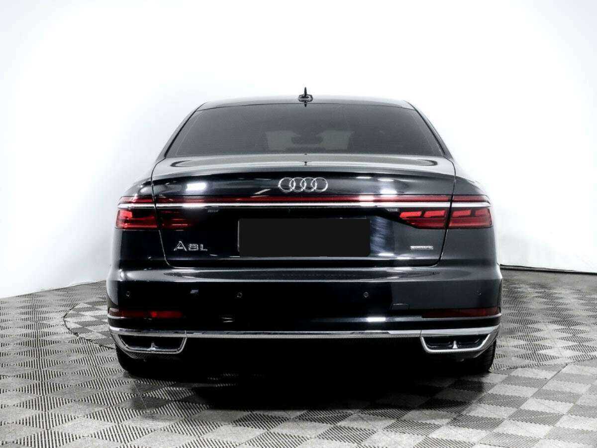 Audi A8 2018 года с пробегом. Фото: #4