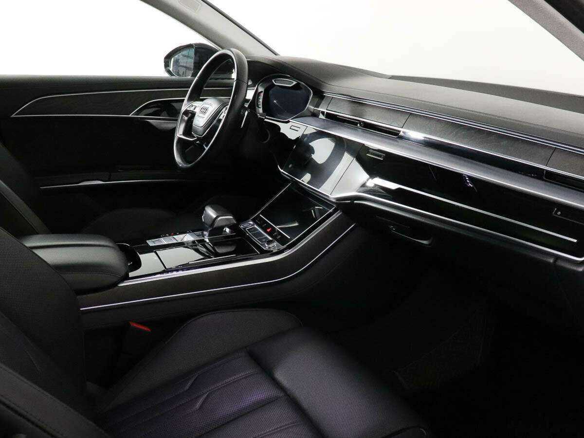 Audi A8 2018 года с пробегом. Фото: #6
