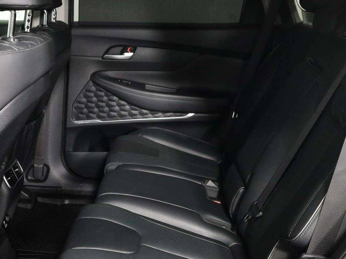 Hyundai Santa Fe 2022 года с пробегом. Фото: #7