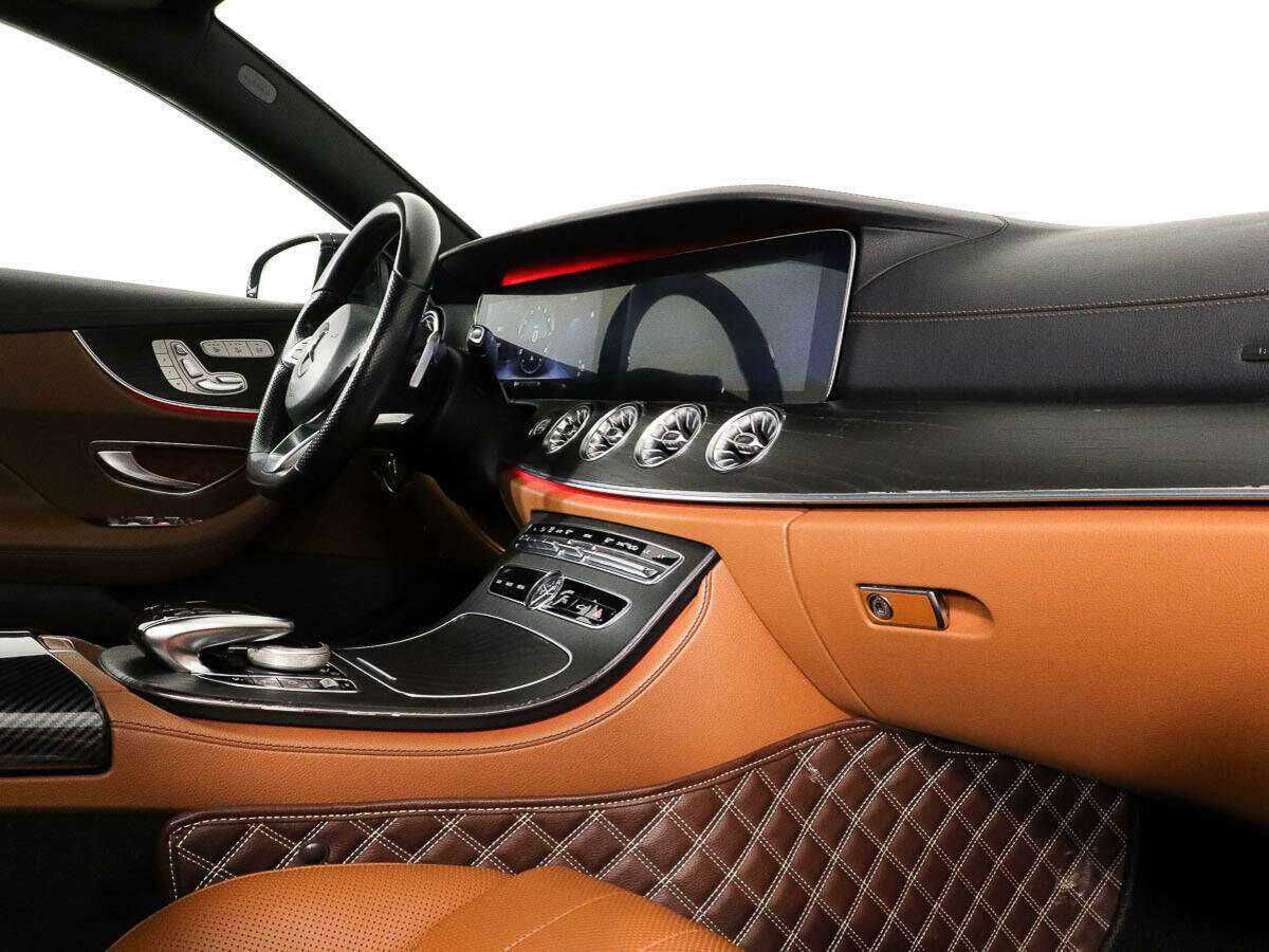 Mercedes-Benz E-Класс 2017 года с пробегом. Фото: #6