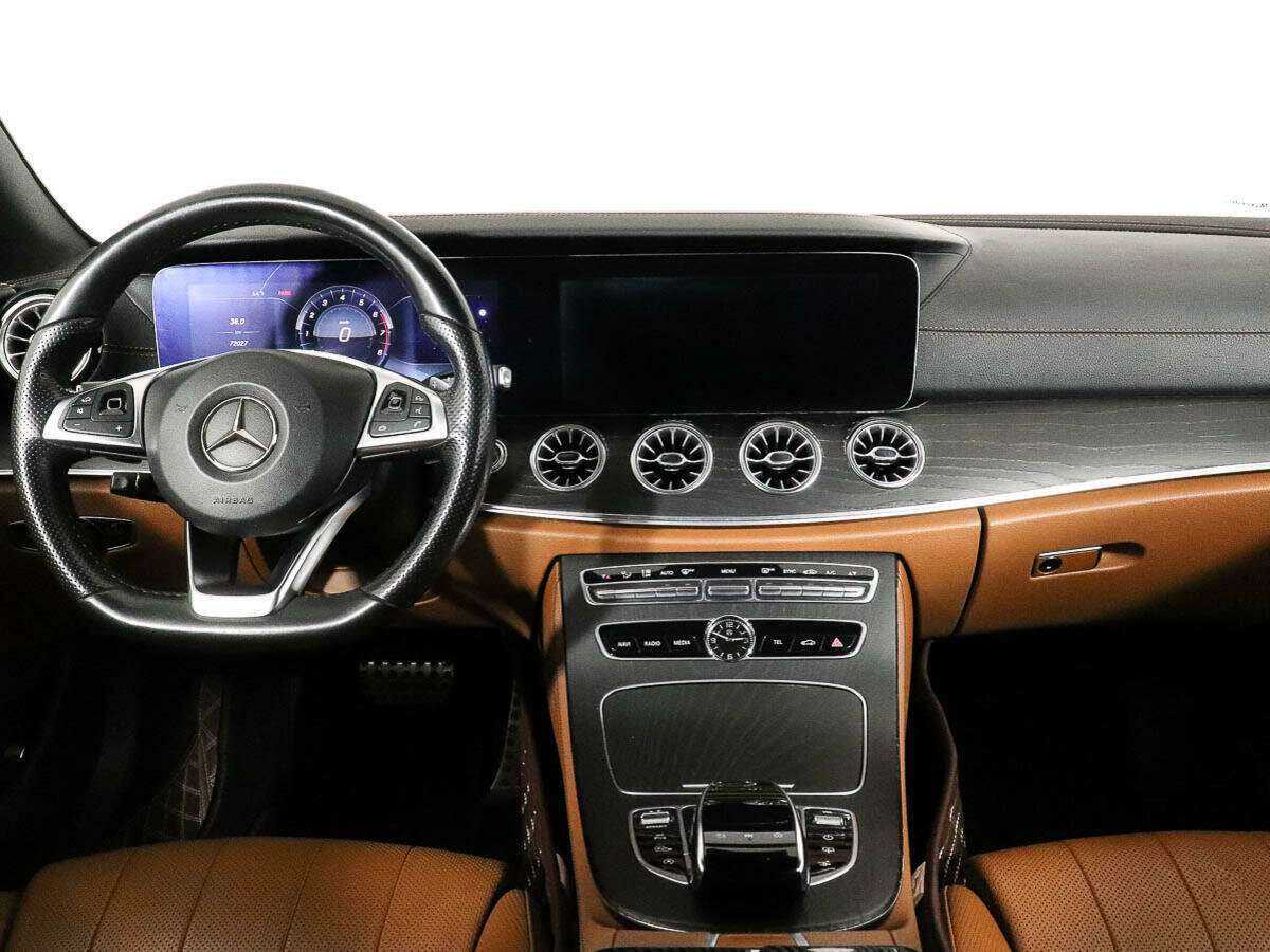 Mercedes-Benz E-Класс 2017 года с пробегом. Фото: #9